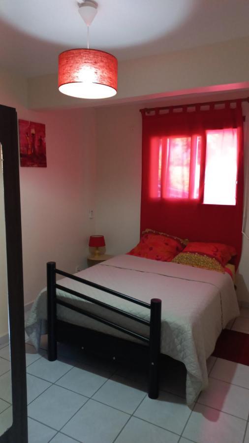 Charmant Petit T2 Dans Maison Vieux-Bourg Luaran gambar