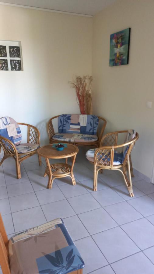 Charmant Petit T2 Dans Maison Vieux-Bourg Luaran gambar