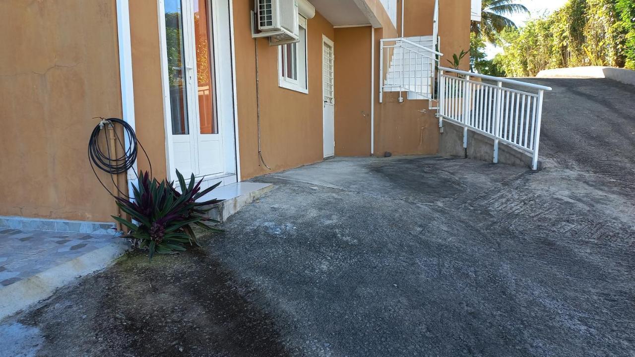Charmant Petit T2 Dans Maison Vieux-Bourg Luaran gambar