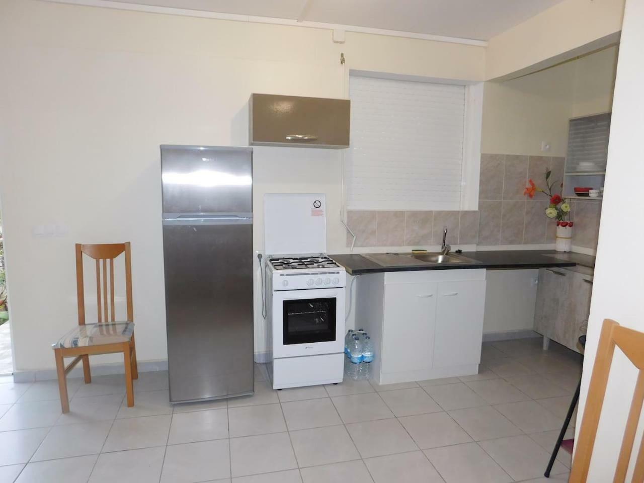 Charmant Petit T2 Dans Maison Vieux-Bourg Luaran gambar
